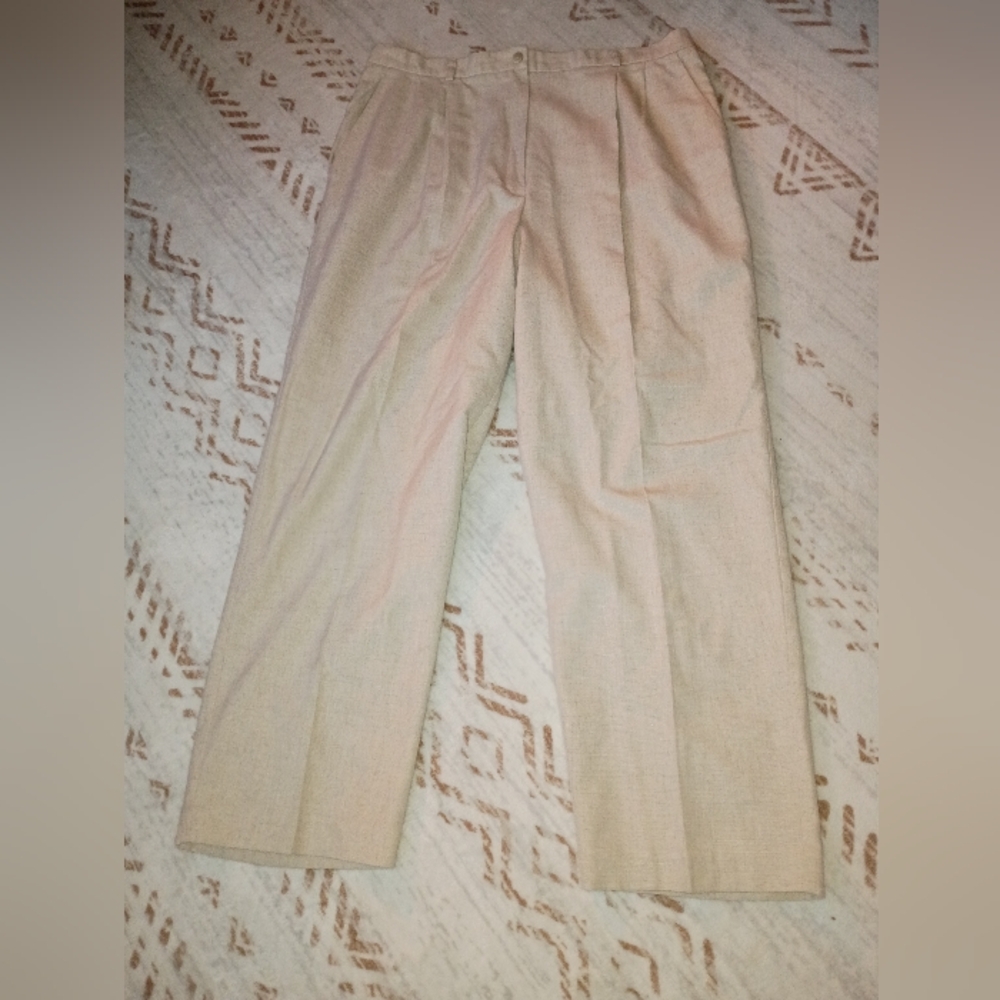 Pendleton Plus Beige Pleated Linen-Blend Trousers | Size 18W Women's